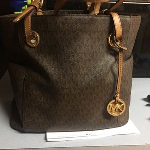 MK purse